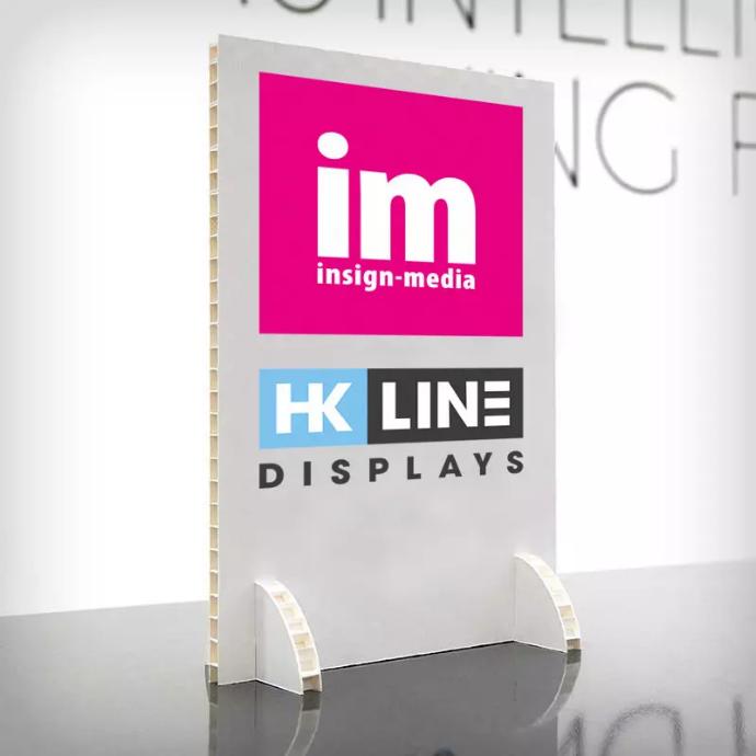 Wabenpappe mit 2 Logos